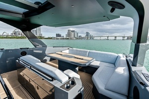 HIGH ENERGY 57ft Vanquish Yachts Yacht For Sale