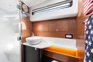 Matterhorn White 50ft ECLIPSE Yacht For Sale
