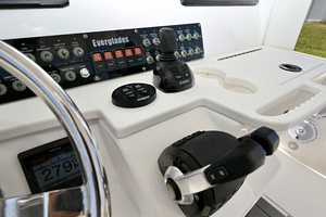 35ft Everglades Yacht For Sale