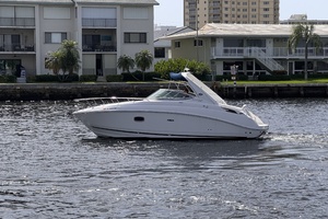 27ft Sea Ray Yacht For Sale