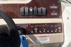 27ft Sea Ray Yacht For Sale