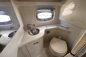 27ft Sea Ray Yacht For Sale