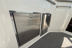 West Wing 42ft Rinker Yacht For Sale