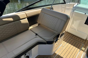 25ft Sea Ray Yacht For Sale