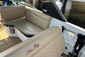 25ft Sea Ray Yacht For Sale