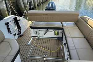 25ft Sea Ray Yacht For Sale