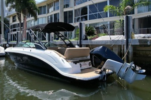 25ft Sea Ray Yacht For Sale