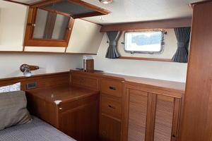 42ft Grand Banks Yacht For Sale