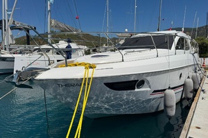 49ft Beneteau Yacht For Sale
