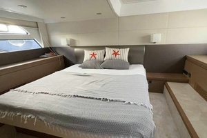 49FT (14.94M) BENETEAU