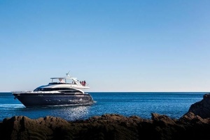 88FT (26.82M) PRINCESS Worth Avenue Yachts