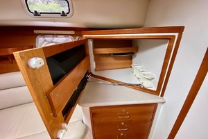 36ft MJM Yacht For Sale