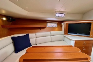 36ft MJM Yacht For Sale