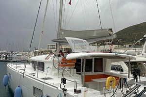 40ft Lagoon Yacht For Sale