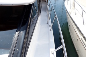 Lock s Nest 42ft Ocean Alexander Yacht For Sale