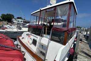 Lock s Nest 42ft Ocean Alexander Yacht For Sale