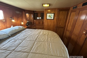 Lock s Nest 42ft Ocean Alexander Yacht For Sale