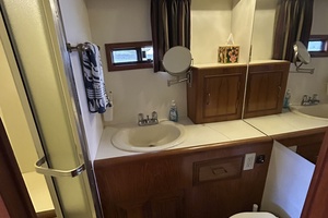 Lock s Nest 42ft Ocean Alexander Yacht For Sale