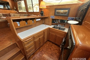 Lock s Nest 42ft Ocean Alexander Yacht For Sale