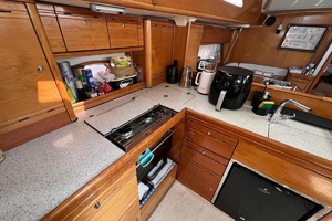 44ft Bavaria Yacht For Sale