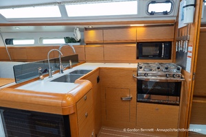 Windbreaker 43ft Jeanneau Yacht For Sale