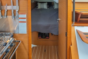 Windbreaker 43ft Jeanneau Yacht For Sale