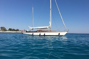 65ft Sparkman  amp  Stephens Yacht For Sale
