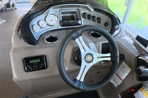 20ft Tracker Yacht For Sale