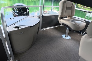 20ft Tracker Yacht For Sale