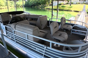 20ft Tracker Yacht For Sale