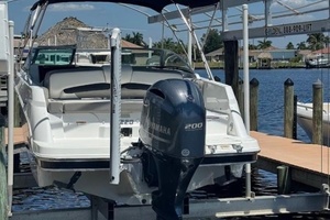 22ft Four Winns Yacht For Sale