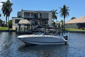 22ft Four Winns Yacht For Sale