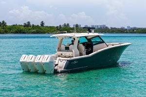42FT (12.8M) SCOUT yacht for sale