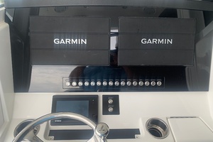 31ft Regulator Yacht For Sale