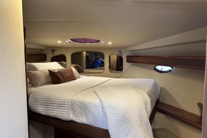 Savage Cay 37ft Cruisers Yachts Yacht For Sale