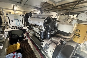 GloriaUs 42ft Grand Banks Yacht For Sale