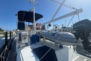 GloriaUs 42ft Grand Banks Yacht For Sale