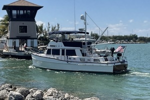 GloriaUs 42ft Grand Banks Yacht For Sale