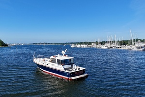 RELENTLESS 49ft Grand Banks Eastbay Yacht For Sale