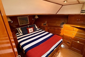 RELENTLESS 49ft Grand Banks Eastbay Yacht For Sale