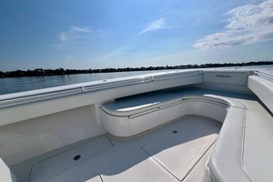 37ft SeaHunter Yacht For Sale