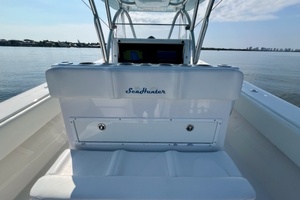 37ft SeaHunter Yacht For Sale