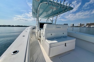 37ft SeaHunter Yacht For Sale