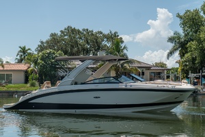 29ft Sea Ray Yacht For Sale