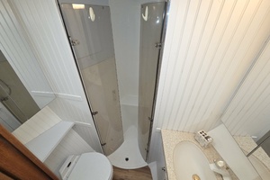 Wazzzzup 56ft Ocean Yacht For Sale