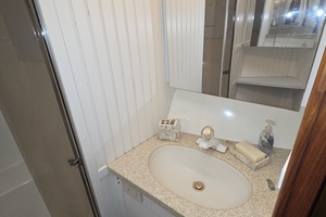 Wazzzzup 56ft Ocean Yacht For Sale