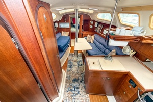 Elaine n Me 31ft Hunter Yacht For Sale