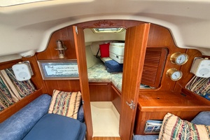 Elaine n Me 31ft Hunter Yacht For Sale