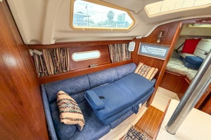 Elaine n Me 31ft Hunter Yacht For Sale
