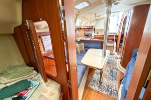Elaine n Me 31ft Hunter Yacht For Sale